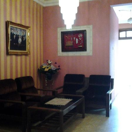Villa And Resto Basanova Batu  Exterior foto